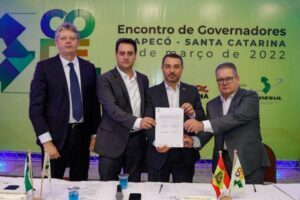 Read more about the article Em Chapecó, estados do Codesul alinham combate conjunto ao desmatamento