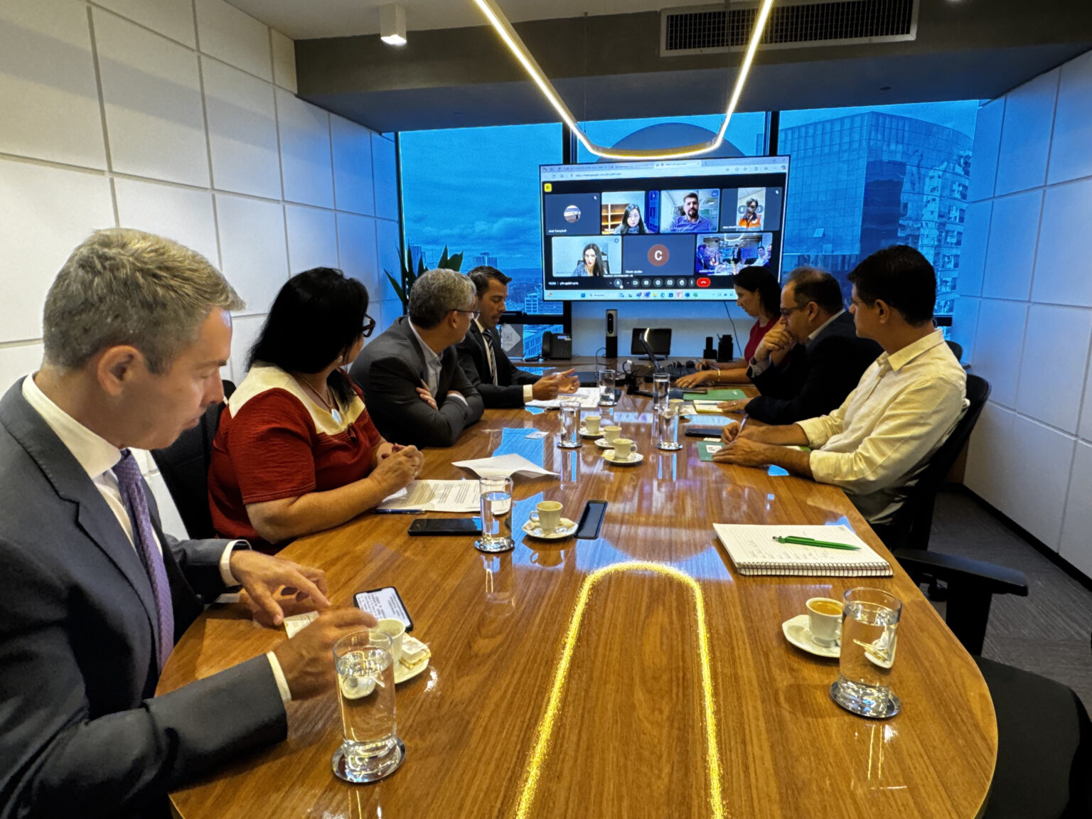 Read more about the article CODESUL, BRDE e Banco Mundial avançam em parceria para fortalecer resposta a eventos climáticos extremos